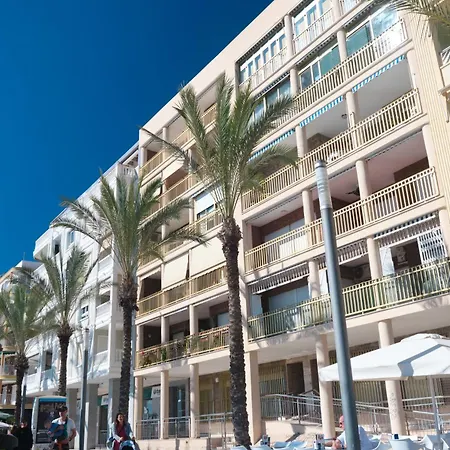 Atico De Lujo En Primera Linea De Mar