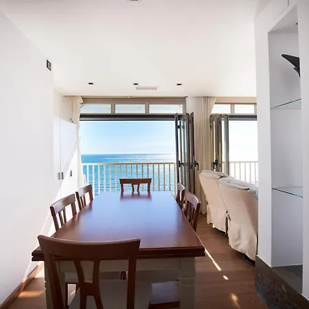 ático De Lujo En Primera Línea De Mar Torrevieja